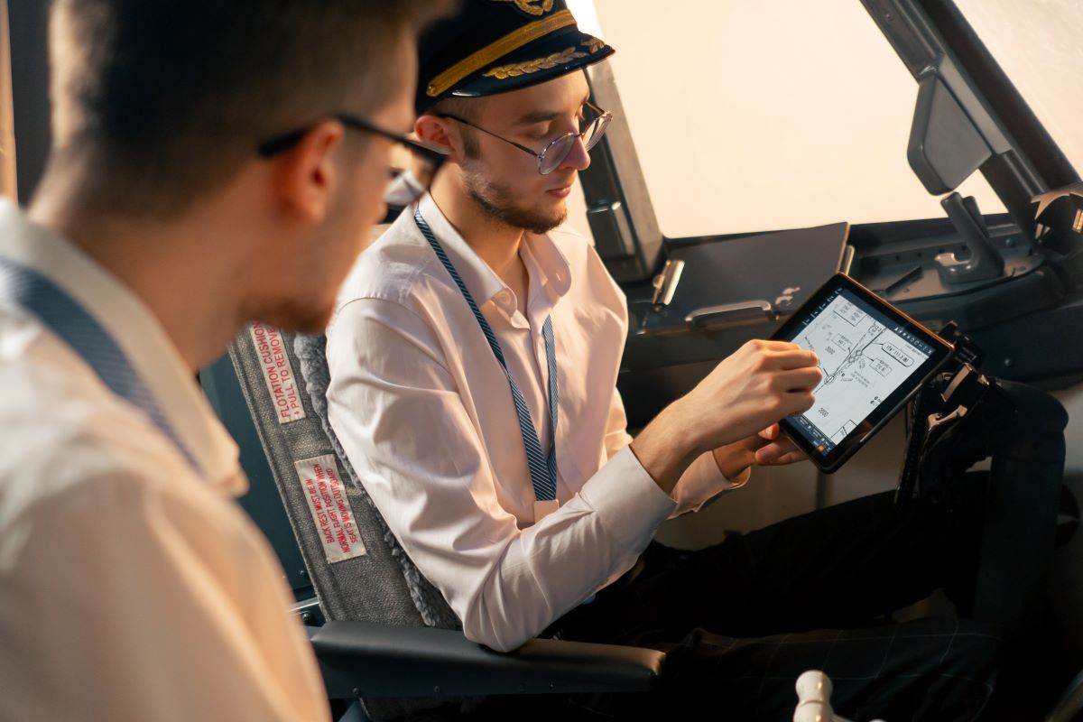 How to Choose the Right Flight School for Your Career Goals
